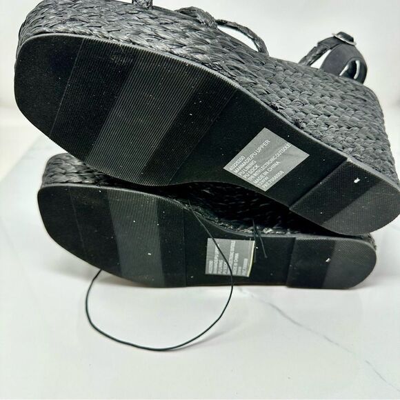 Torrid Strappy Raffia Platform Wedge- Size 12WW - Picture 14 of 15